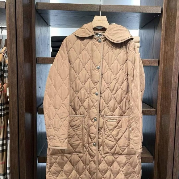 Burberry Jackets & Blazers - Burberry Tan Quilted Hooded Jacket L